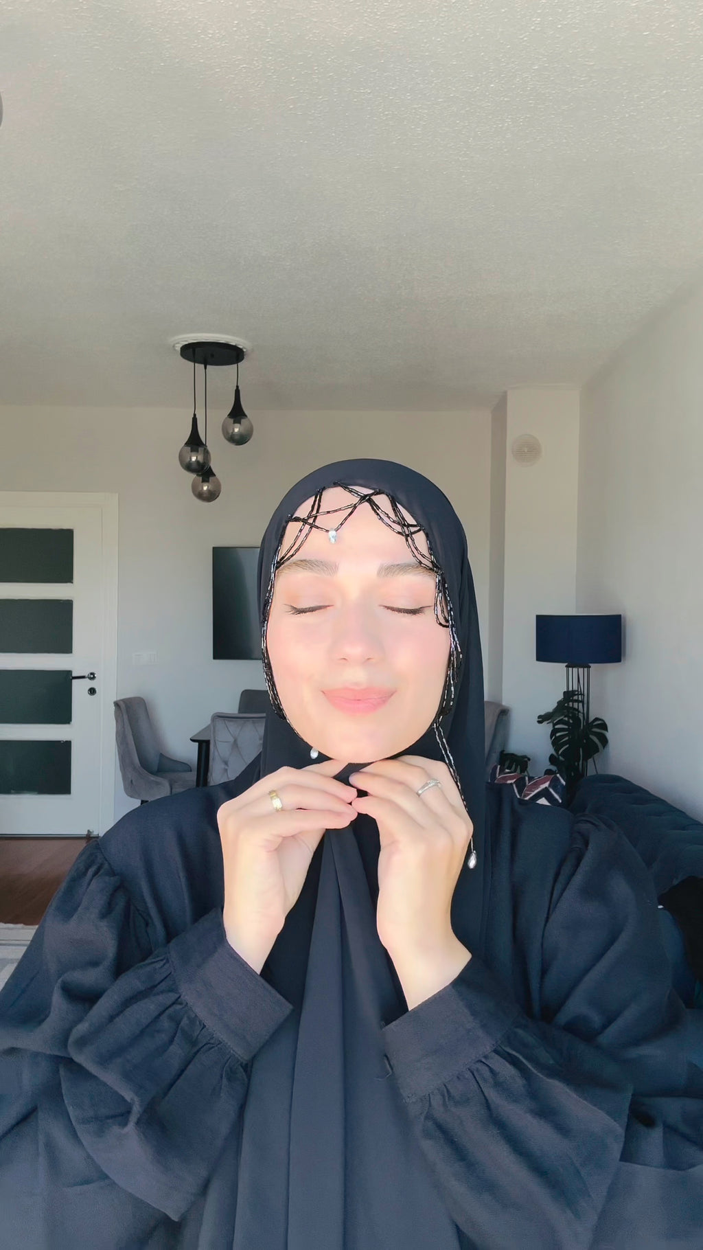 H021 Siyah şifon video kare 1