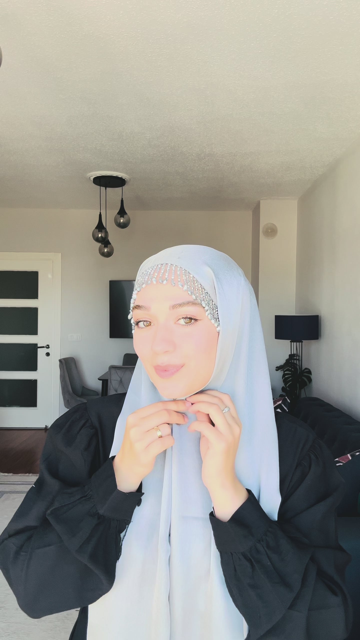 H009 Kristal Örgü Detaylı Şifon Şal - Buz Mavisi - video 4